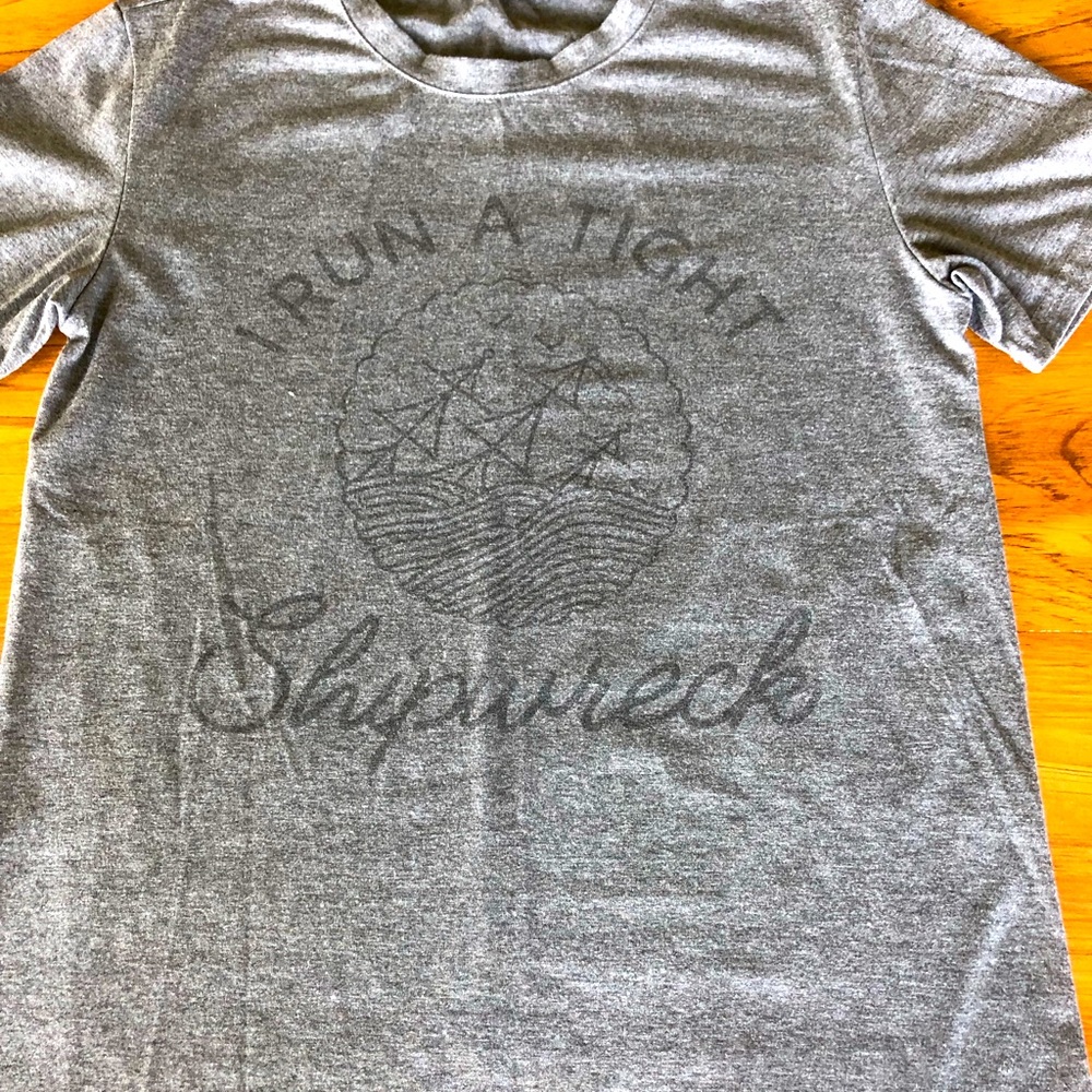 A tee for moms!!! OR Dads!  Unisex small.